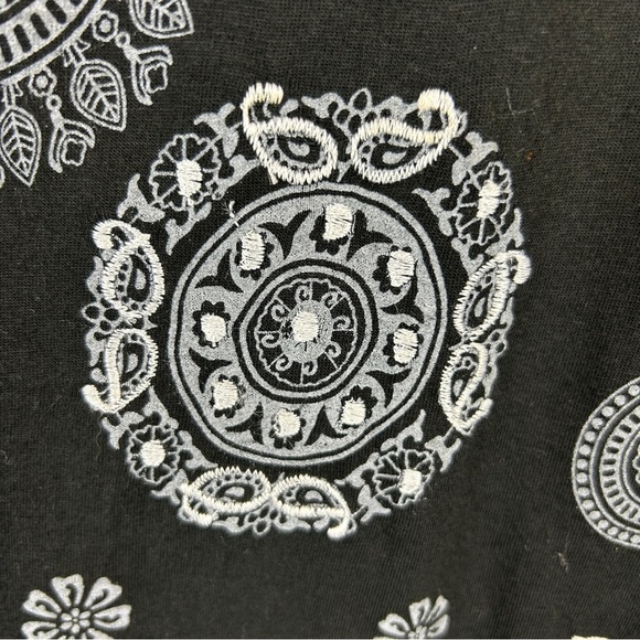 Leopards & Roses Mandala 3/4 Sleeves Black White Tunic Top Small - Picture 14 of 15